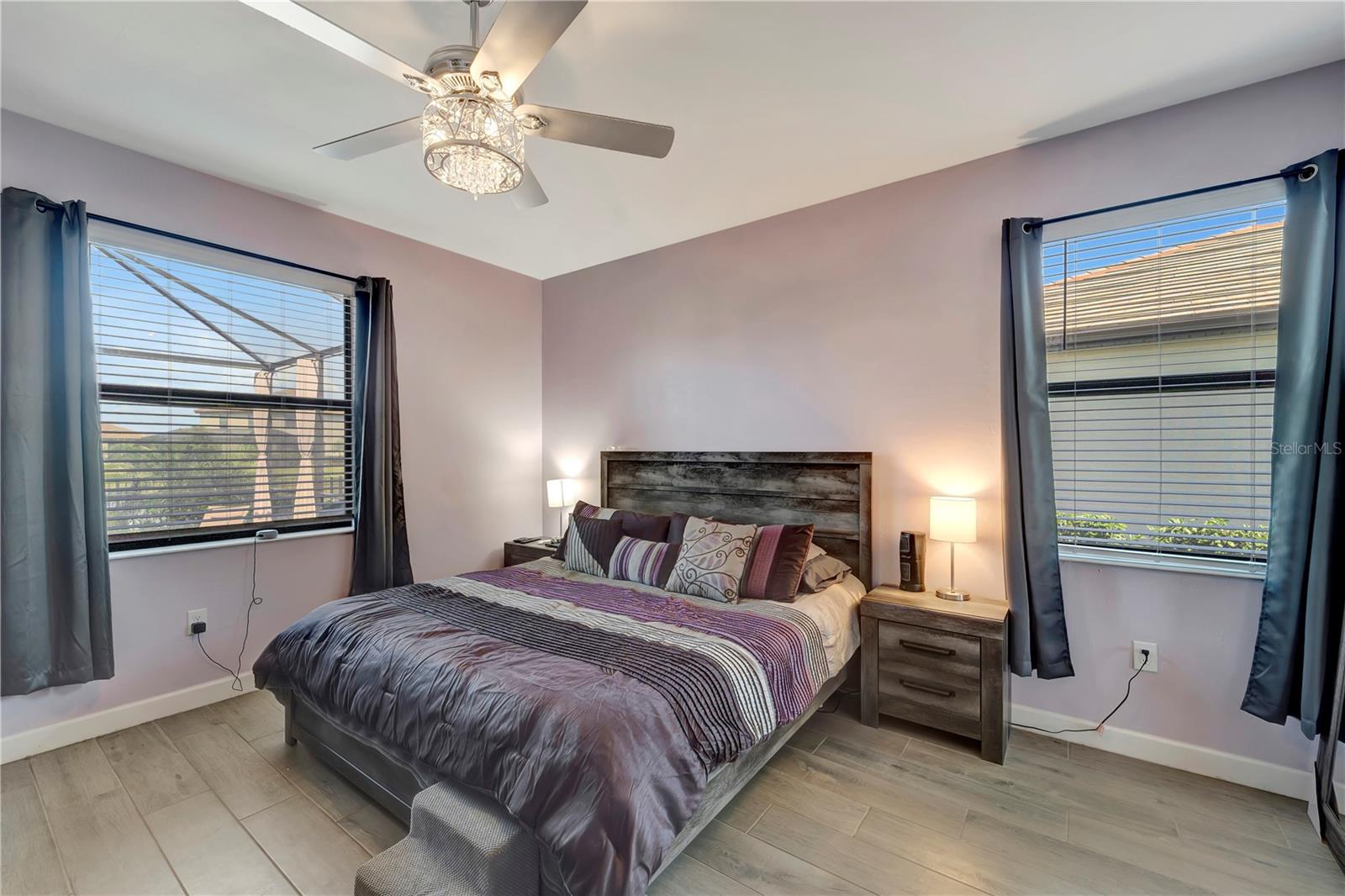 Image 11 of 61 For 15719 Barefoot Beach Drive