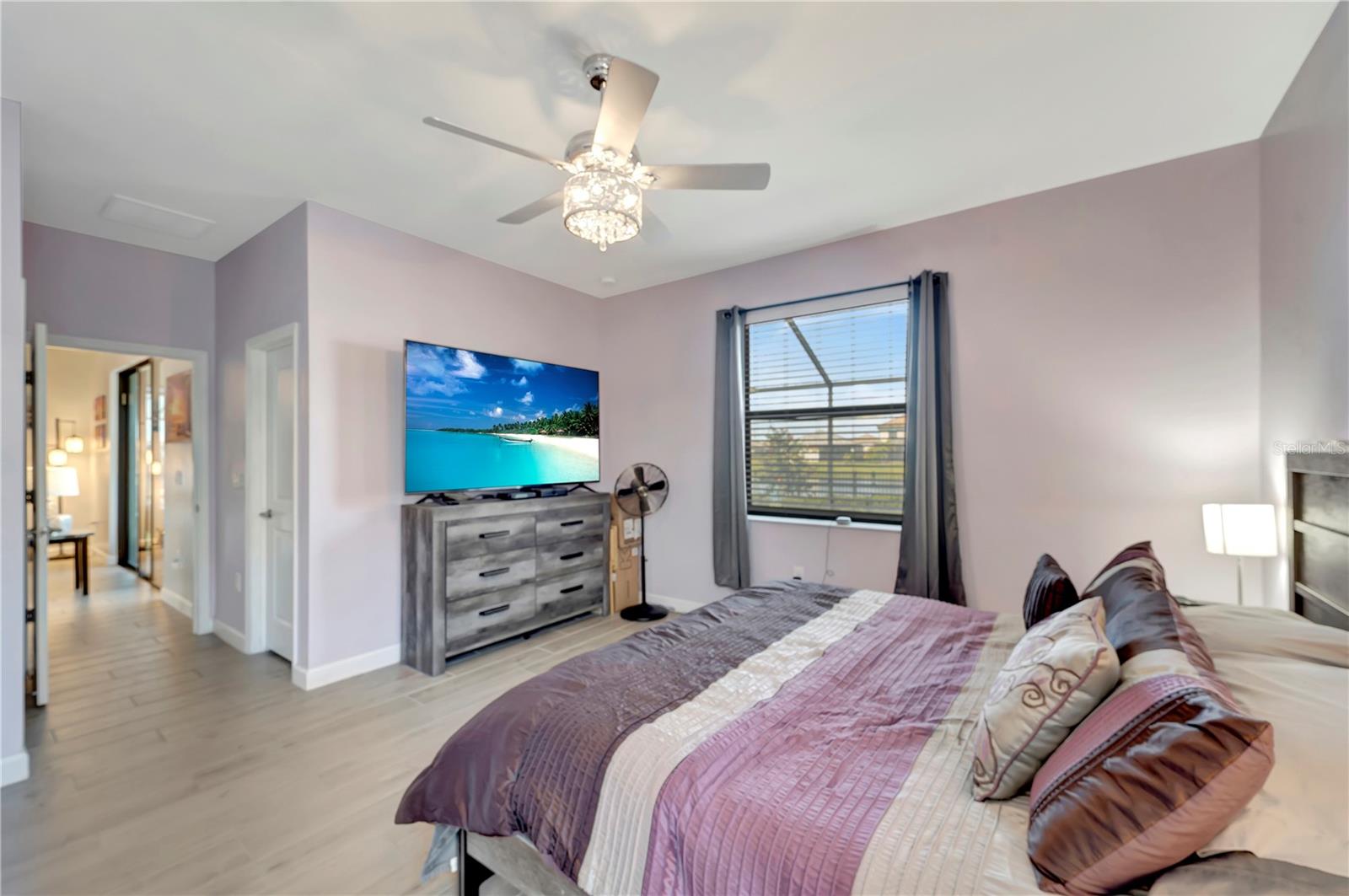 Image 13 of 61 For 15719 Barefoot Beach Drive