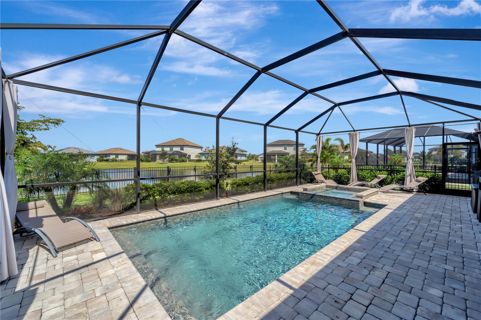 Image 28 of 61 For 15719 Barefoot Beach Drive