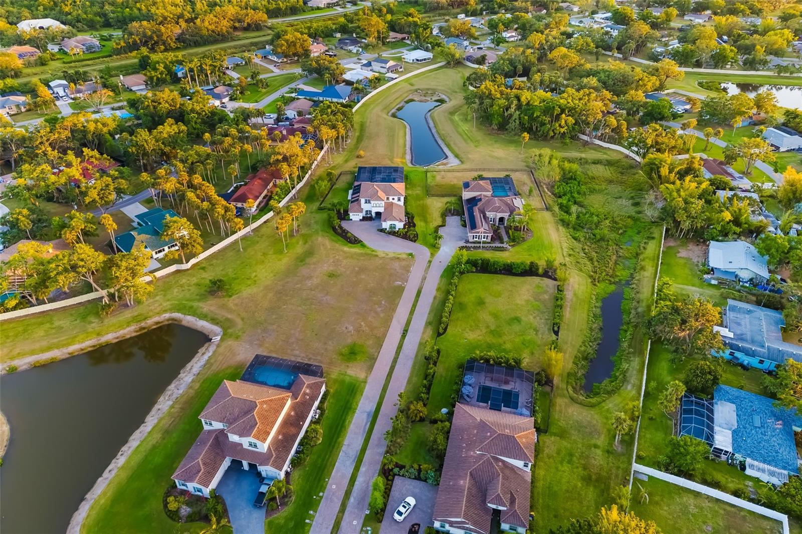 Image 7 of 9 For 4712 Margutta Court