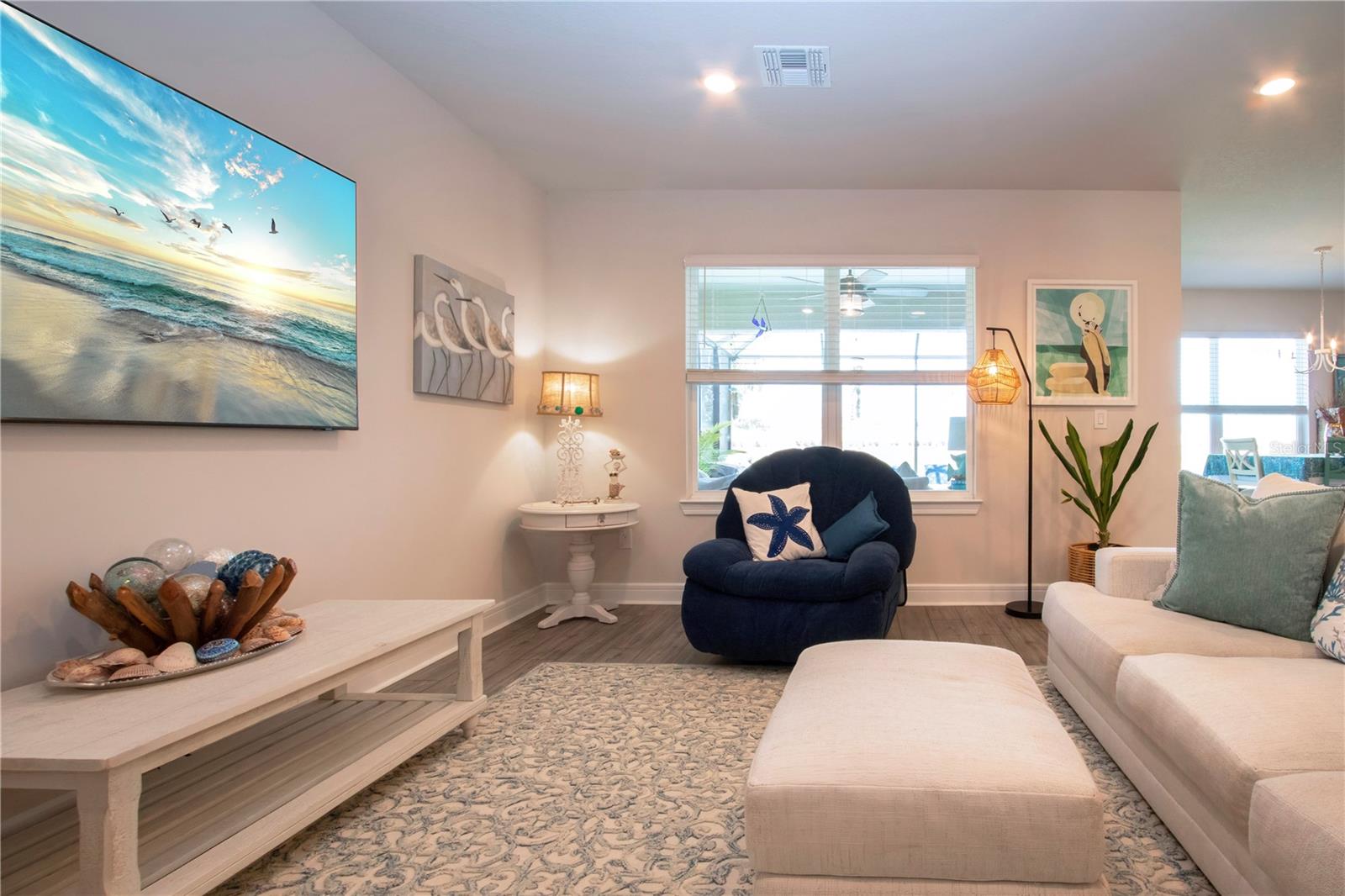 Image 13 of 73 For 8232 Reefbay Cove