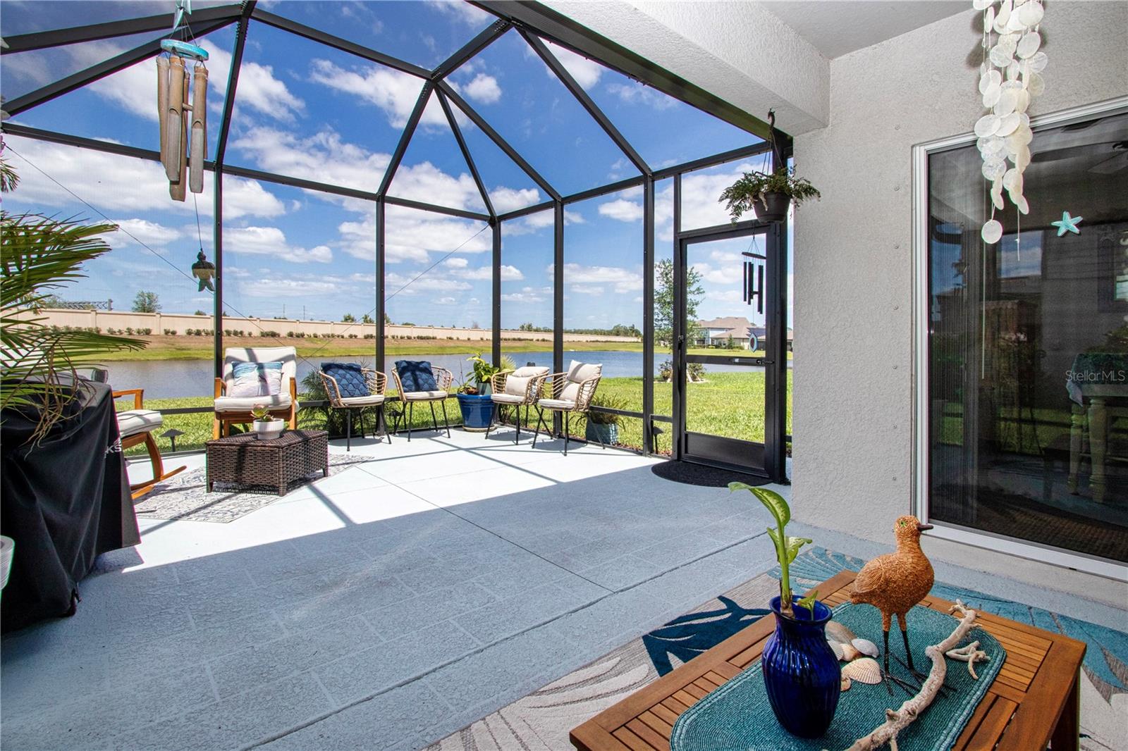 Image 4 of 73 For 8232 Reefbay Cove