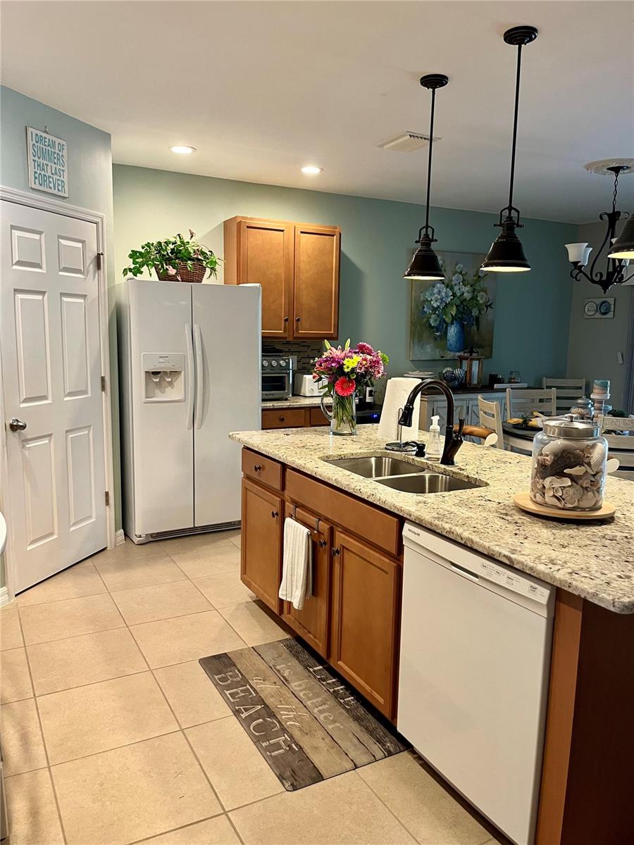 Image 11 of 47 For 7508 Mikasa Drive