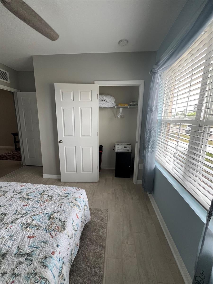 Image 22 of 47 For 7508 Mikasa Drive