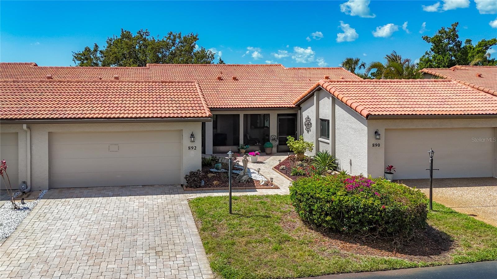 Image 11 of 67 For 892 Country Club Circle 50