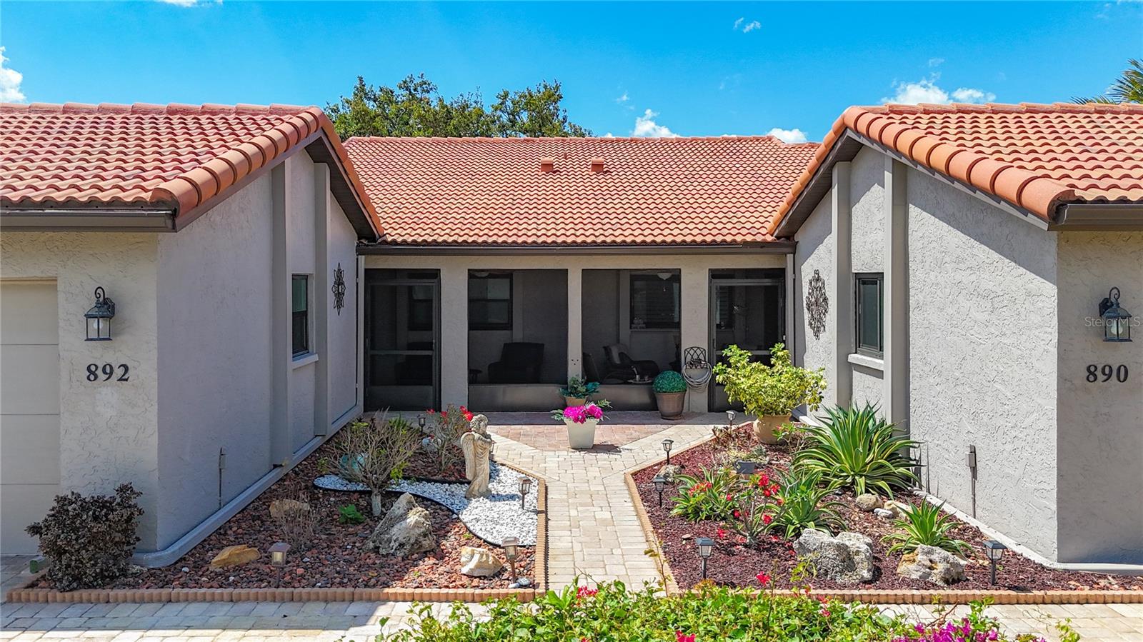 Image 12 of 67 For 892 Country Club Circle 50