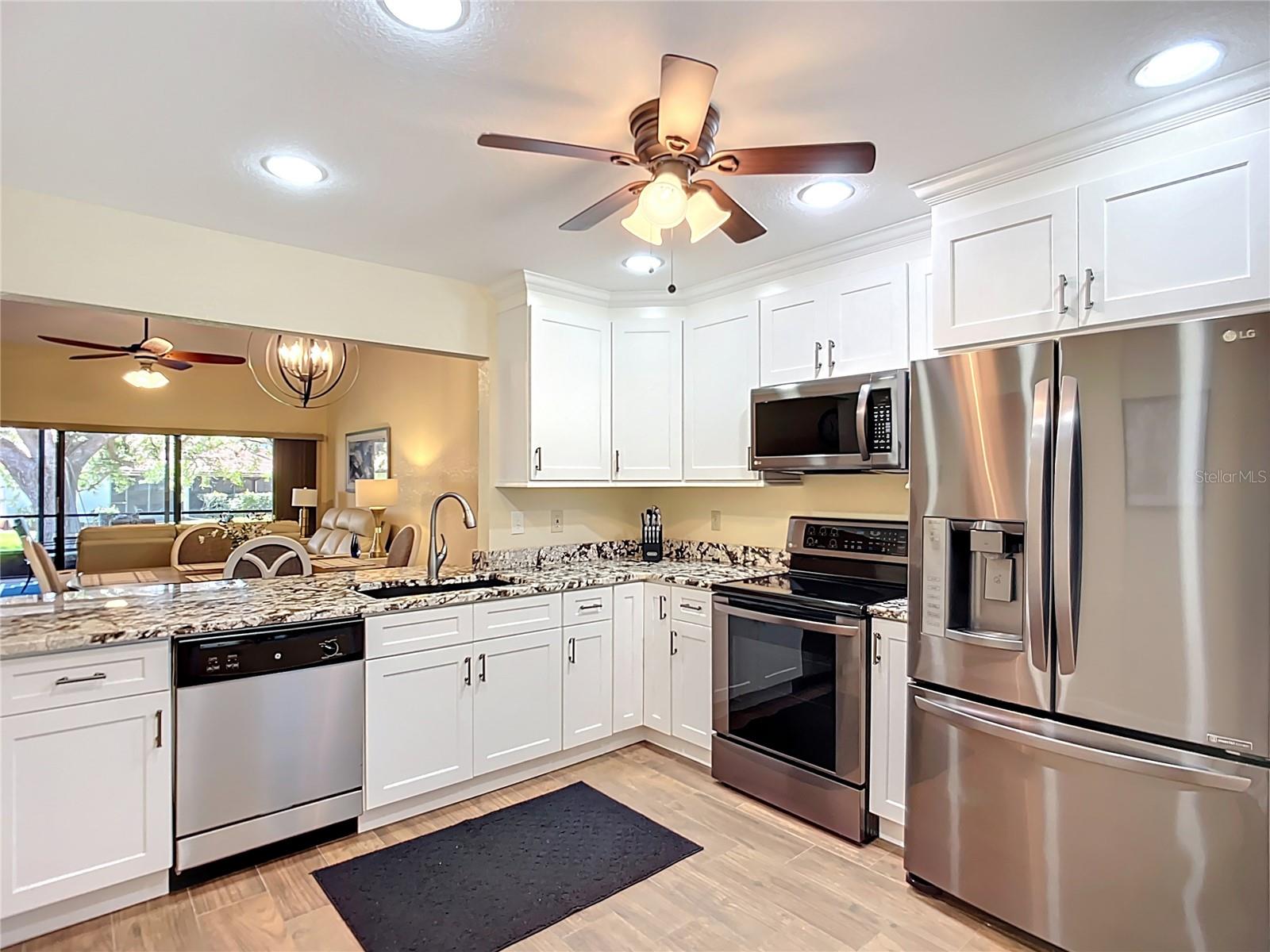 Image 19 of 67 For 892 Country Club Circle 50