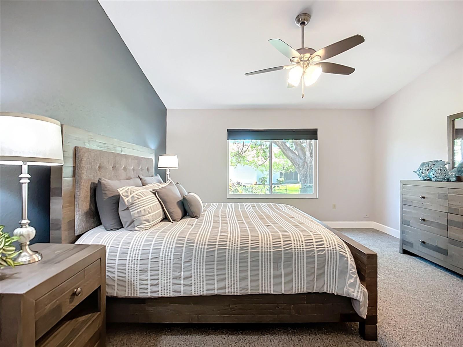 Image 35 of 67 For 892 Country Club Circle 50