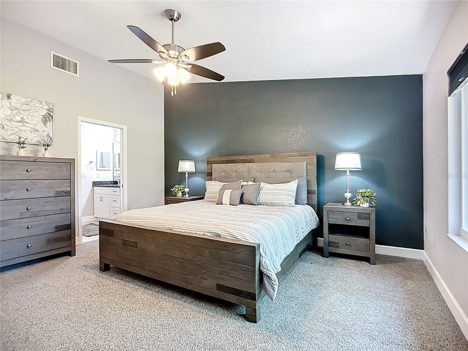 Image 37 of 67 For 892 Country Club Circle 50