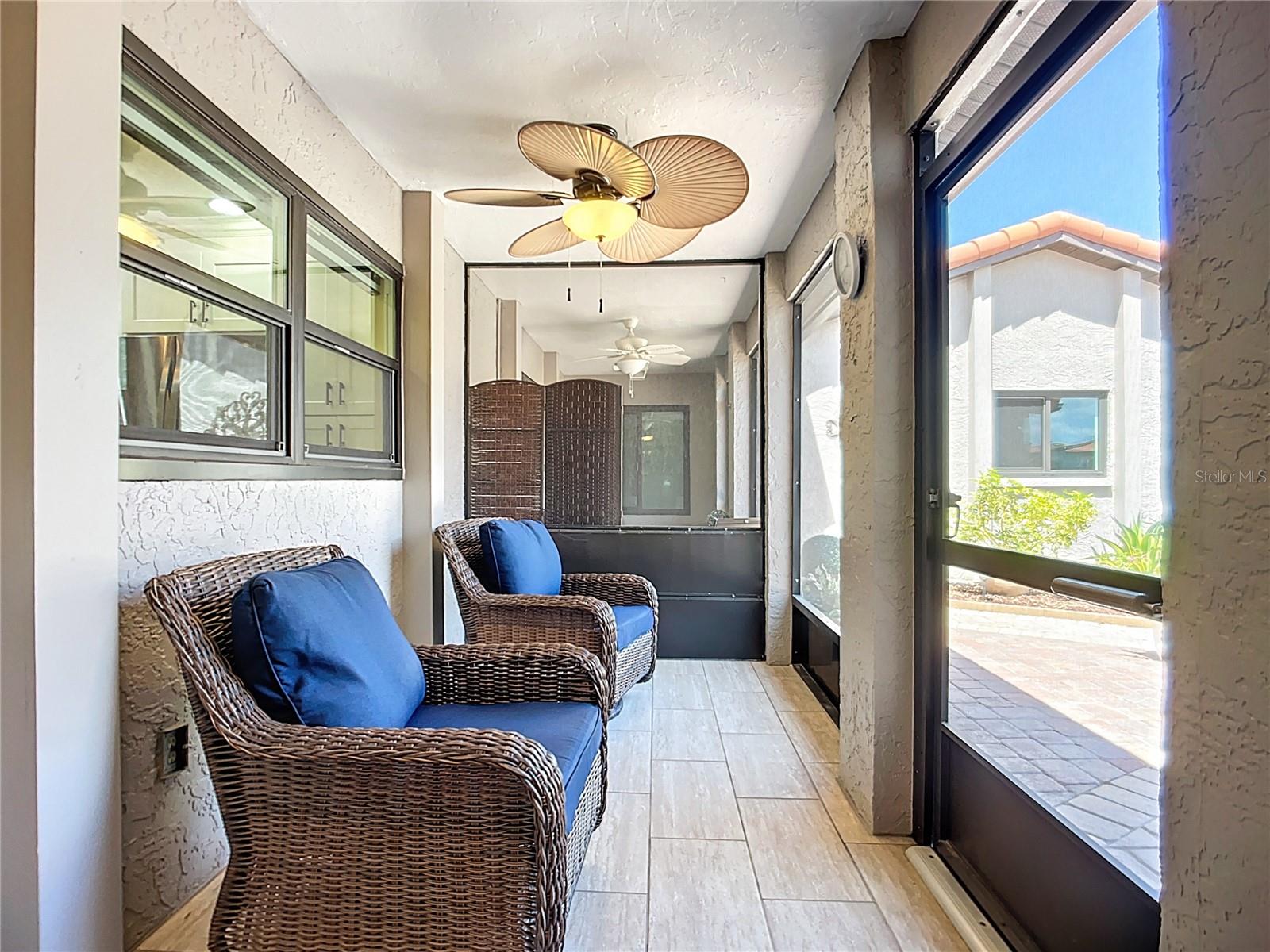 Image 4 of 67 For 892 Country Club Circle 50