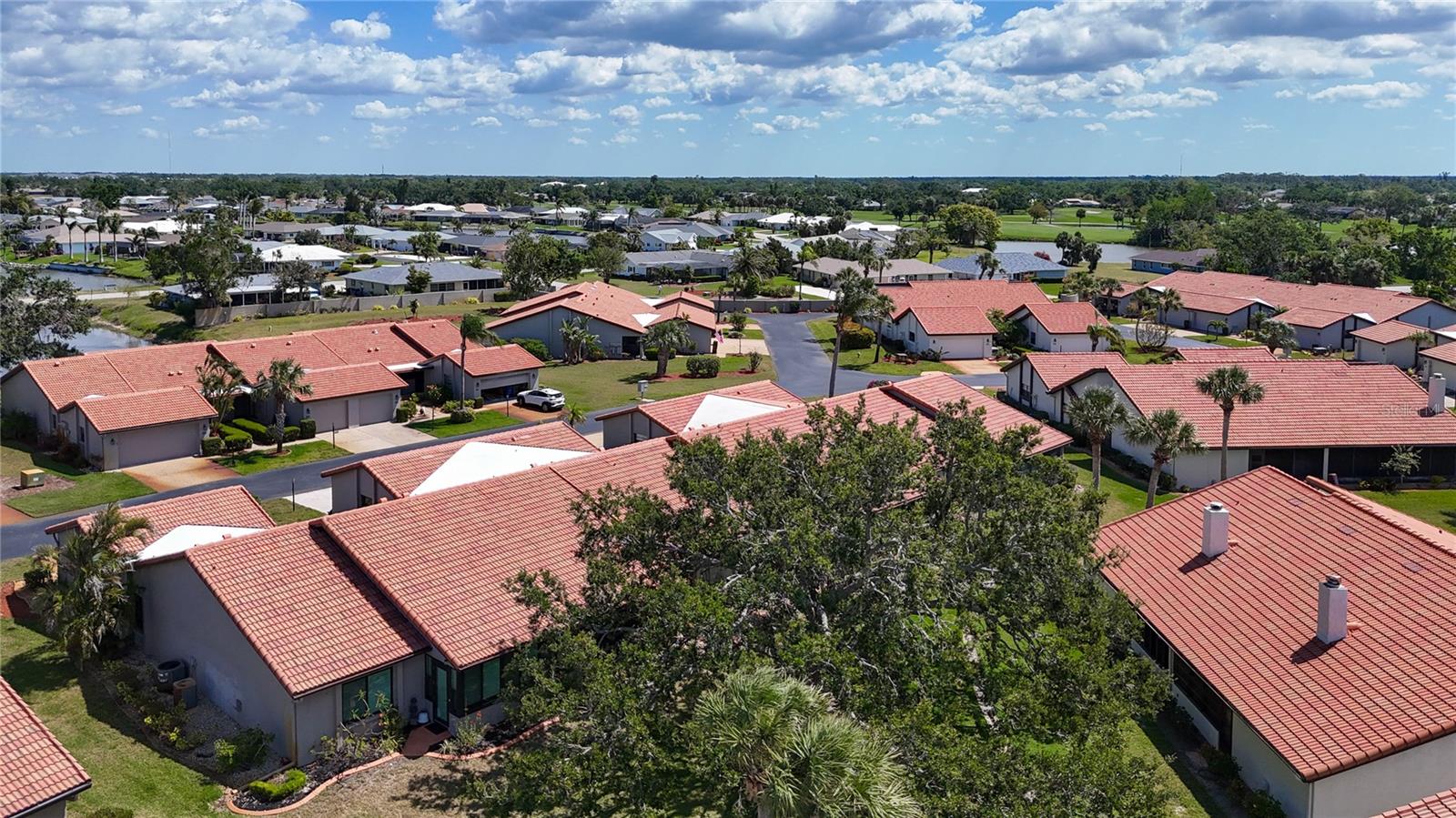 Image 45 of 67 For 892 Country Club Circle 50