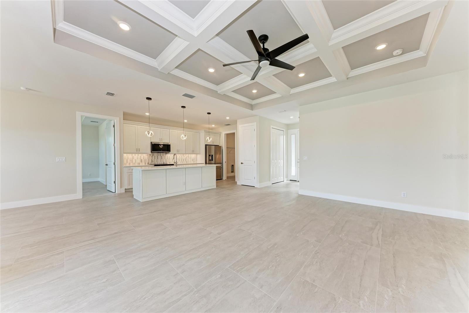 Image 11 of 53 For 5322 Syracuse Road