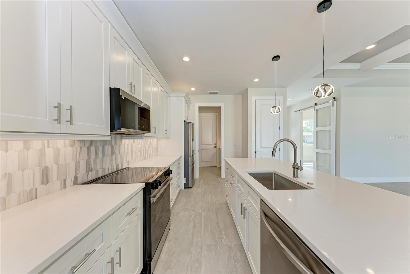 Image 13 of 53 For 5322 Syracuse Road