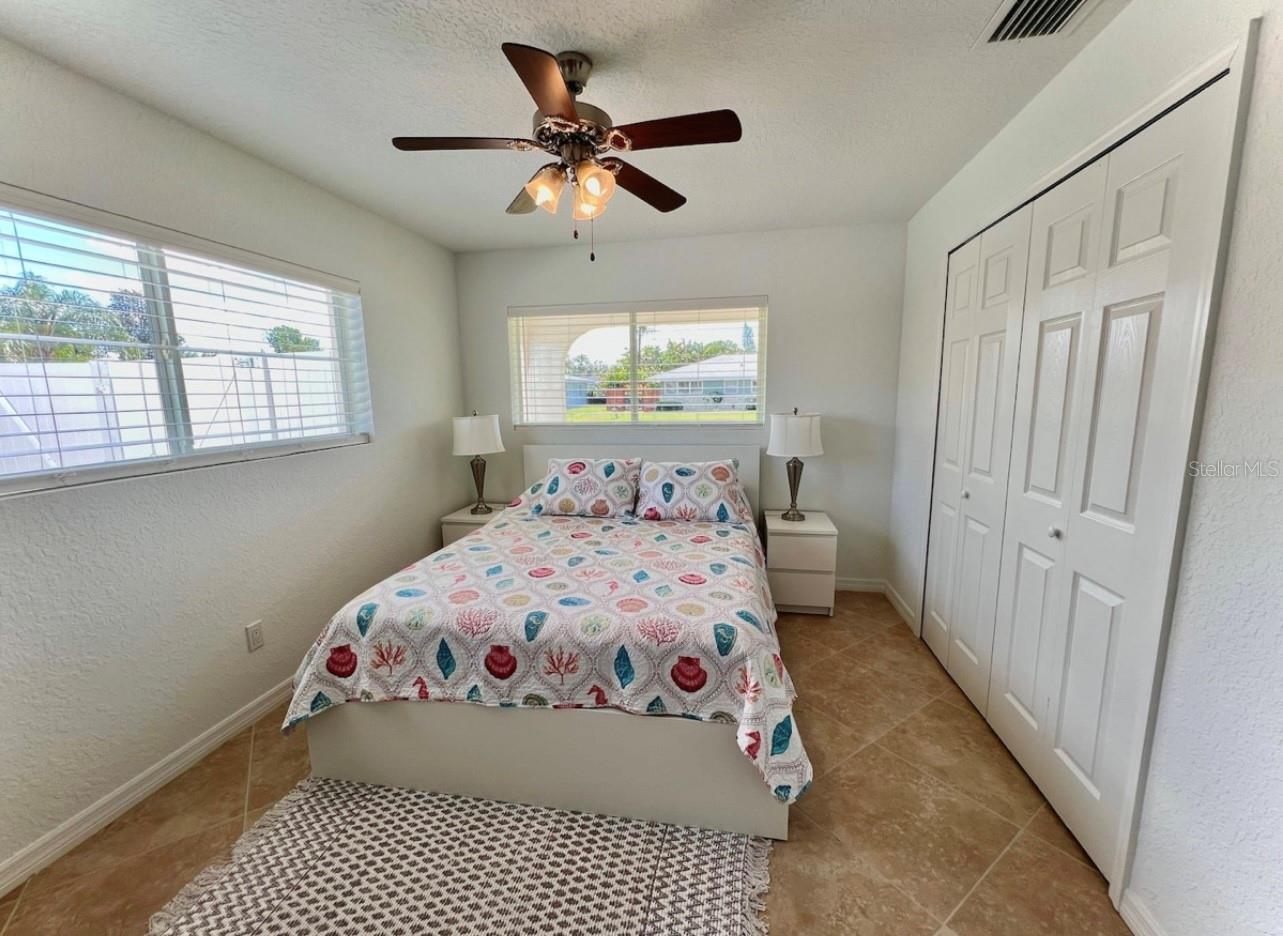 Image 19 of 41 For 2605 Sunnybrook Drive