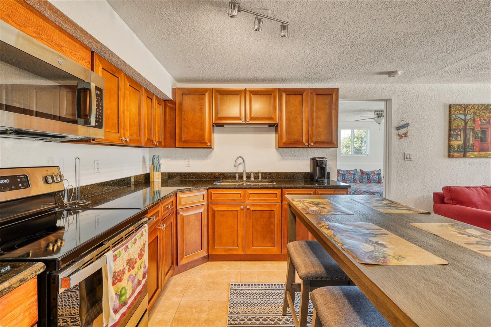 Image 27 of 41 For 2605 Sunnybrook Drive