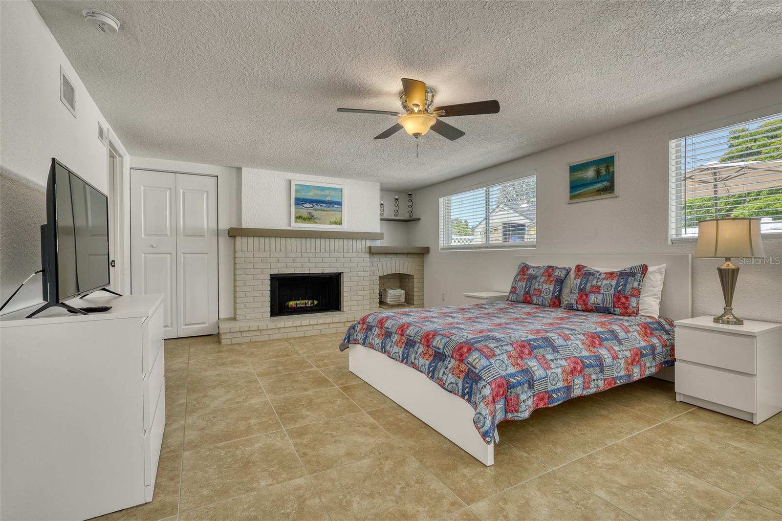 Image 31 of 41 For 2605 Sunnybrook Drive