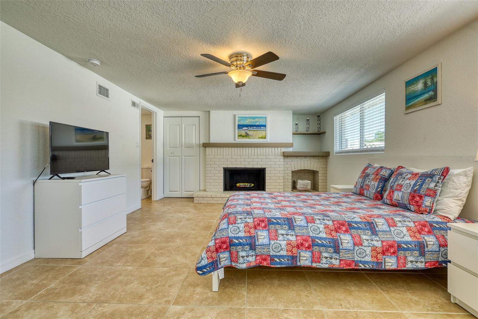 Image 32 of 41 For 2605 Sunnybrook Drive