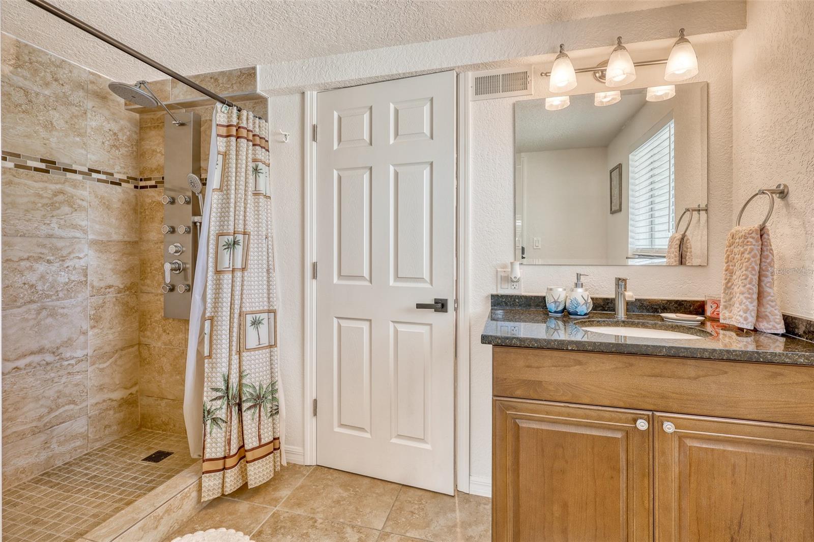 Image 36 of 41 For 2605 Sunnybrook Drive