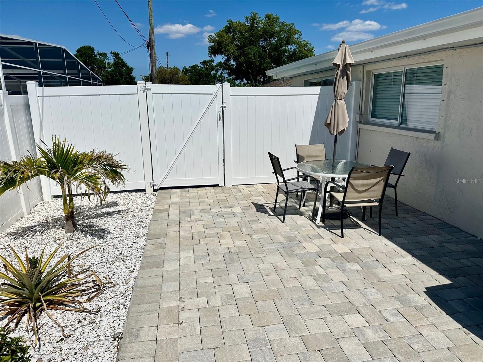 Image 6 of 41 For 2605 Sunnybrook Drive