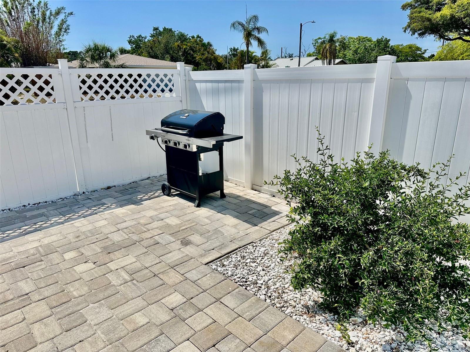Image 7 of 41 For 2605 Sunnybrook Drive