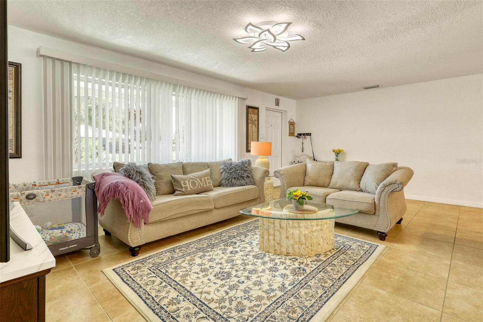 Image 8 of 41 For 2605 Sunnybrook Drive