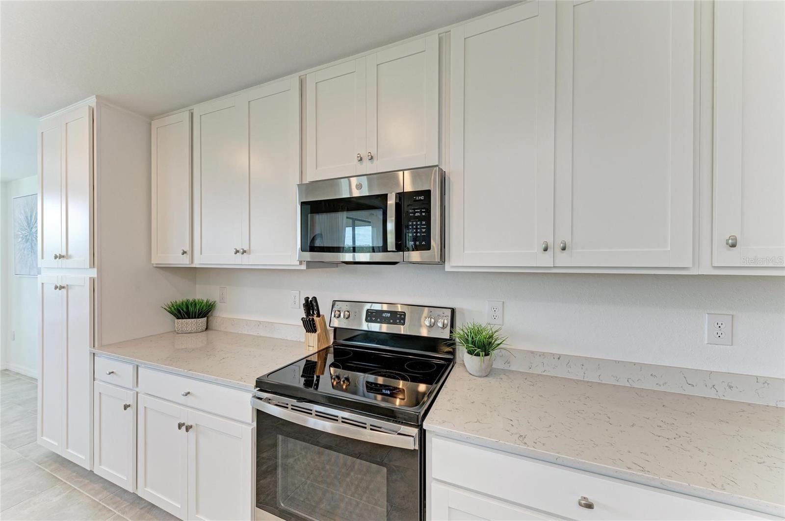 Image 14 of 67 For 18028 Gawthrop Drive 203