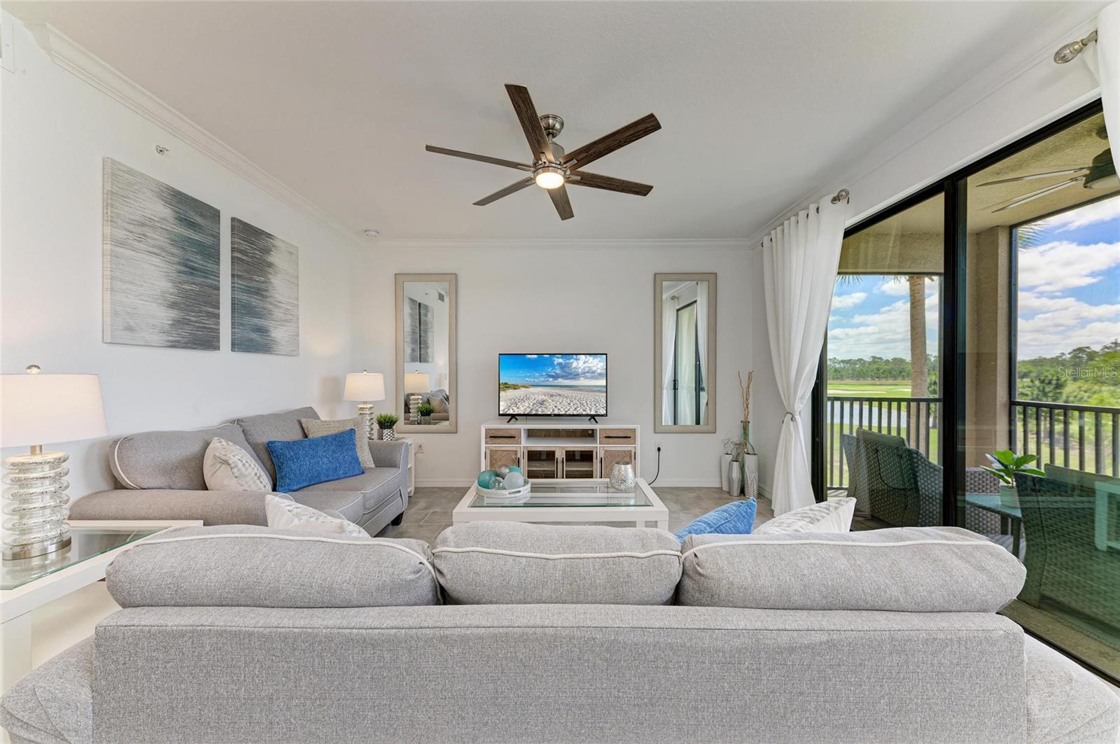 Image 9 of 67 For 18028 Gawthrop Drive 203