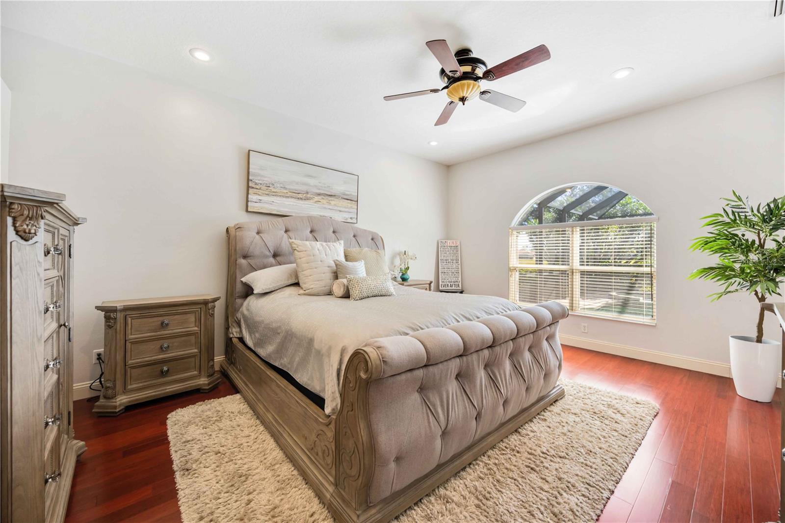 Image 20 of 59 For 7581 Camden Harbour Drive