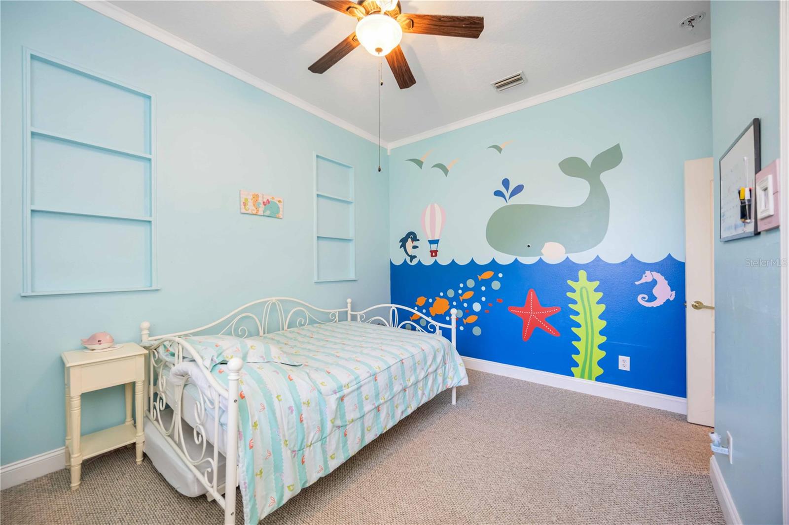 Image 29 of 59 For 7581 Camden Harbour Drive