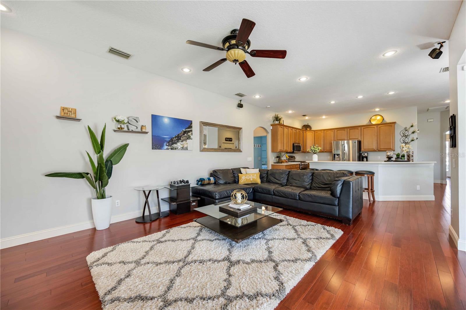 Image 9 of 59 For 7581 Camden Harbour Drive