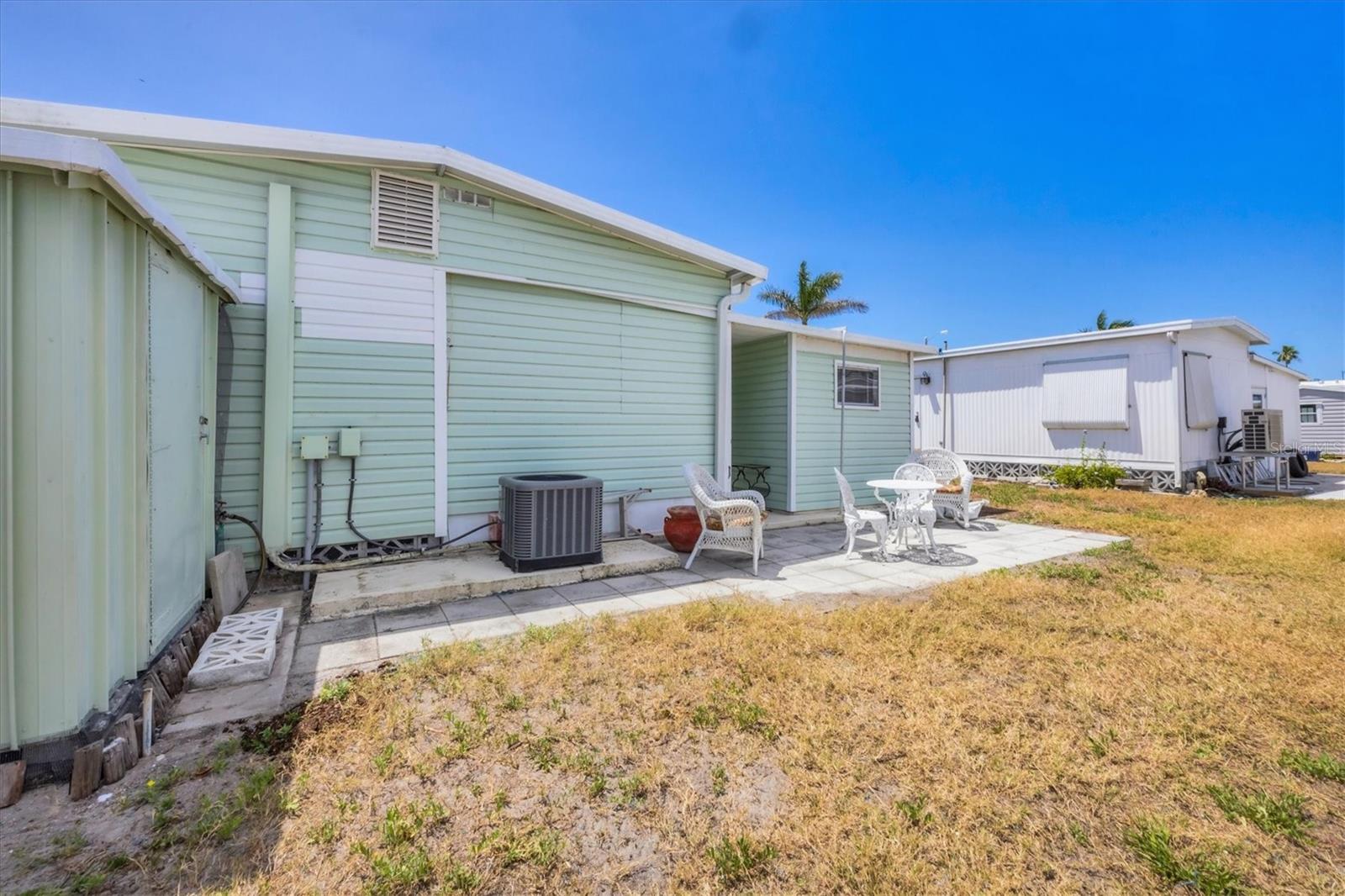 Image 31 of 52 For 10315 Cortez Road W 24h