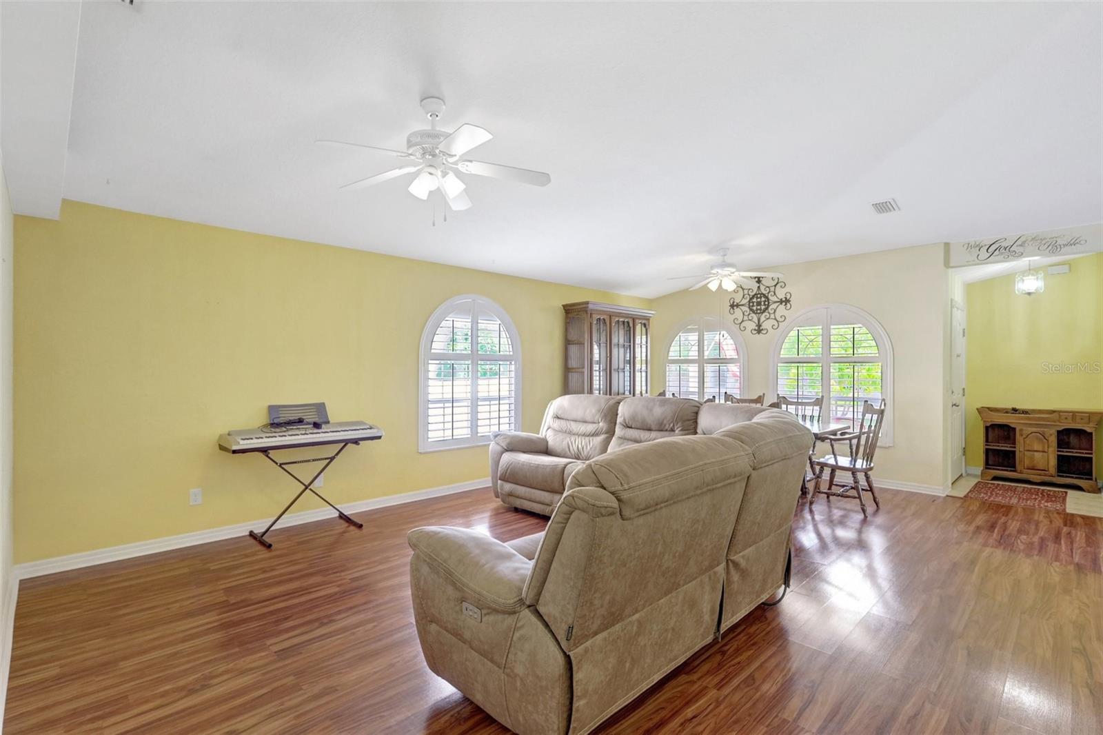 Image 13 of 36 For 4790 70th Street N