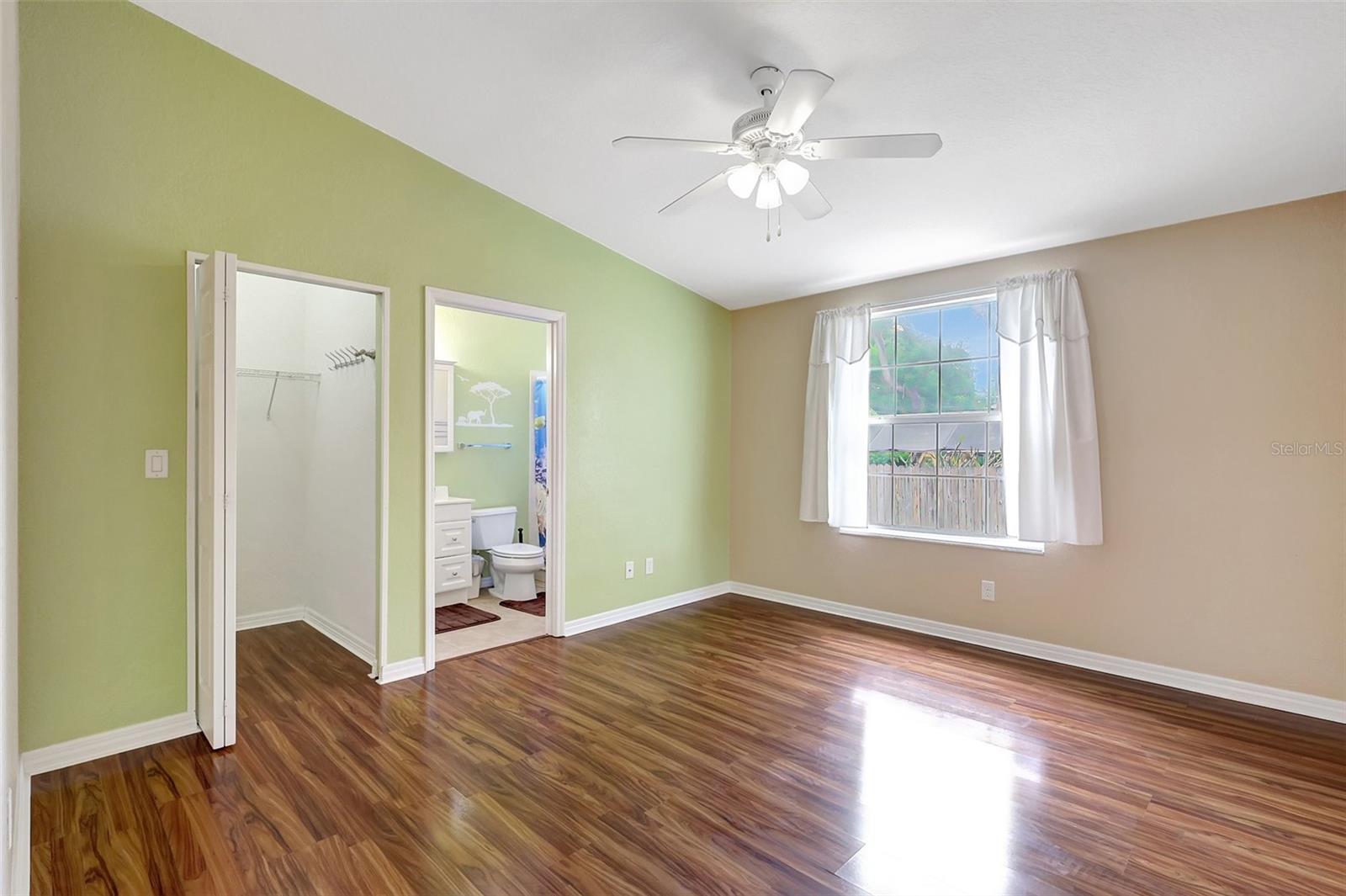 Image 22 of 36 For 4790 70th Street N
