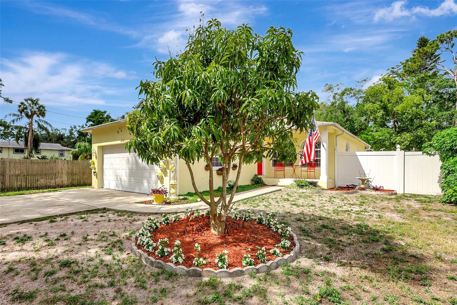 Image 4 of 36 For 4790 70th Street N
