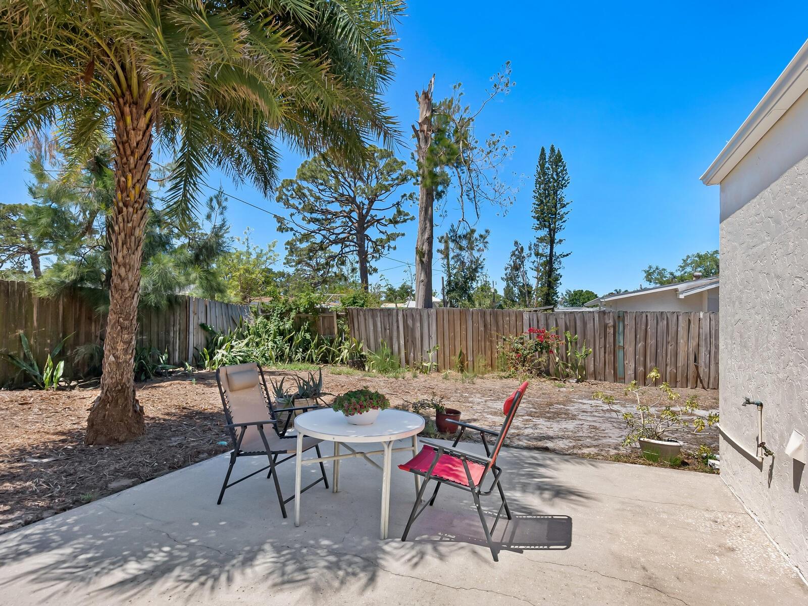 Image 16 of 40 For 2720 Herwald Street