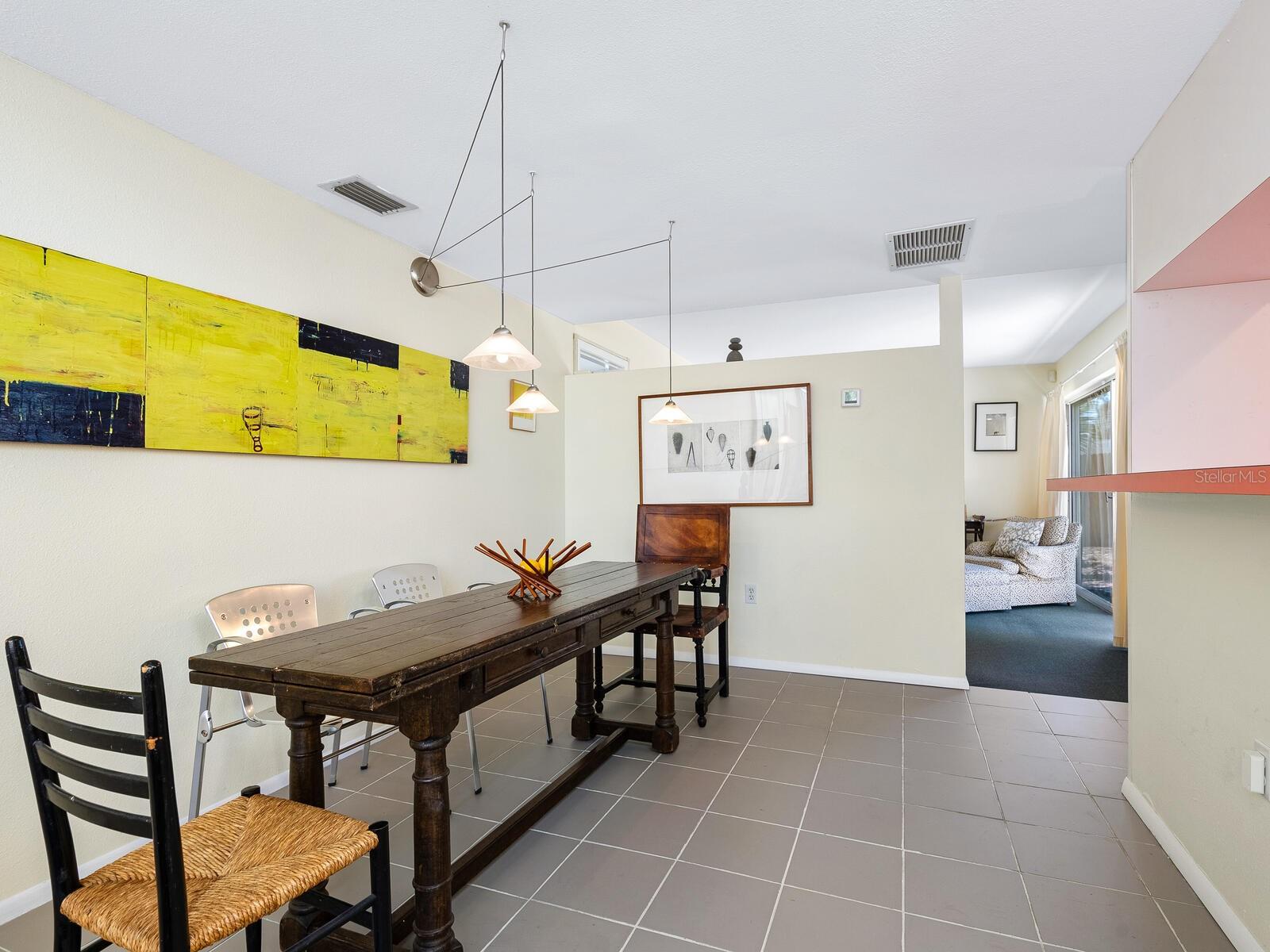 Image 9 of 40 For 2720 Herwald Street