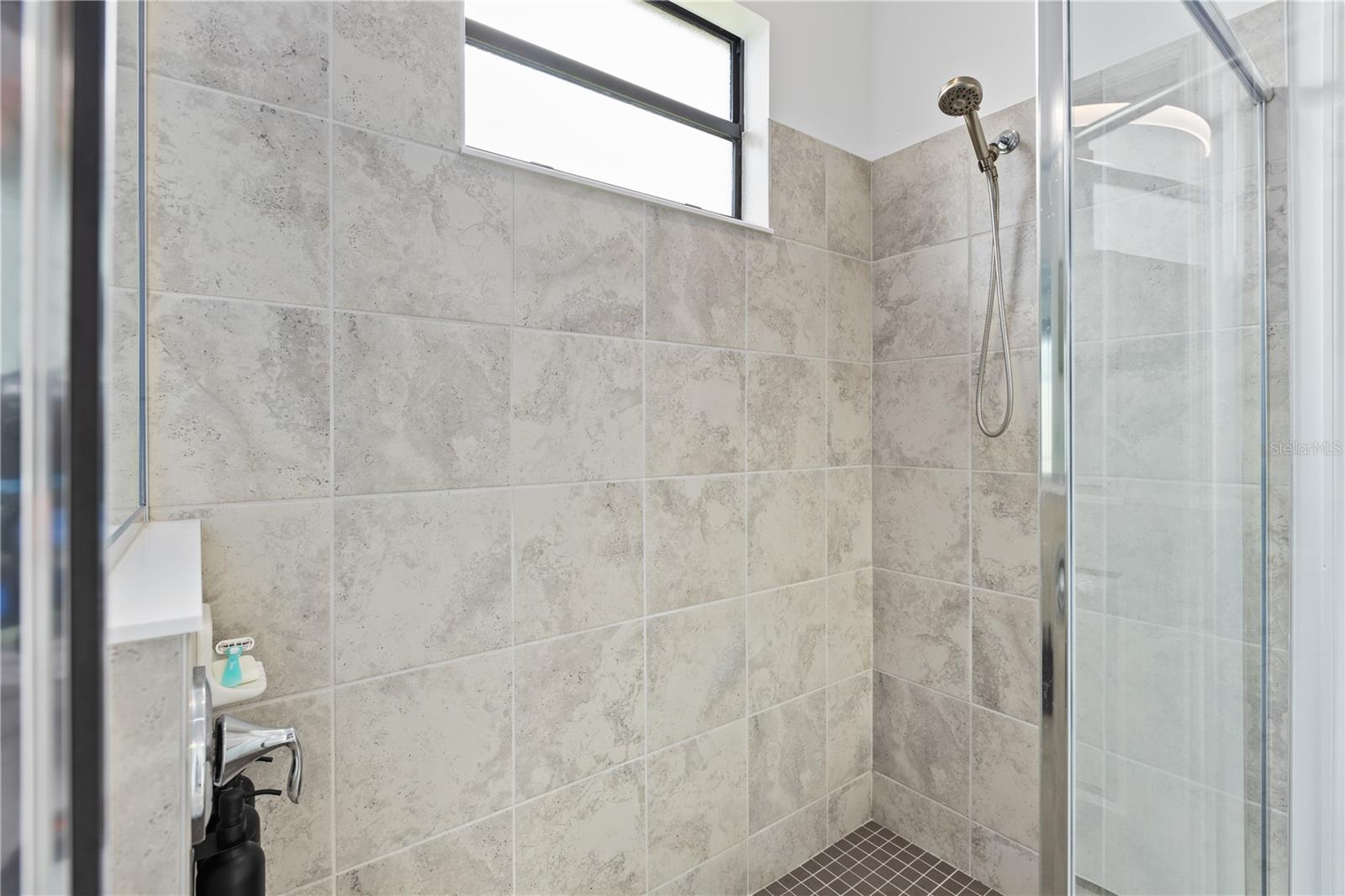 Image 16 of 25 For 2193 Bonito Way