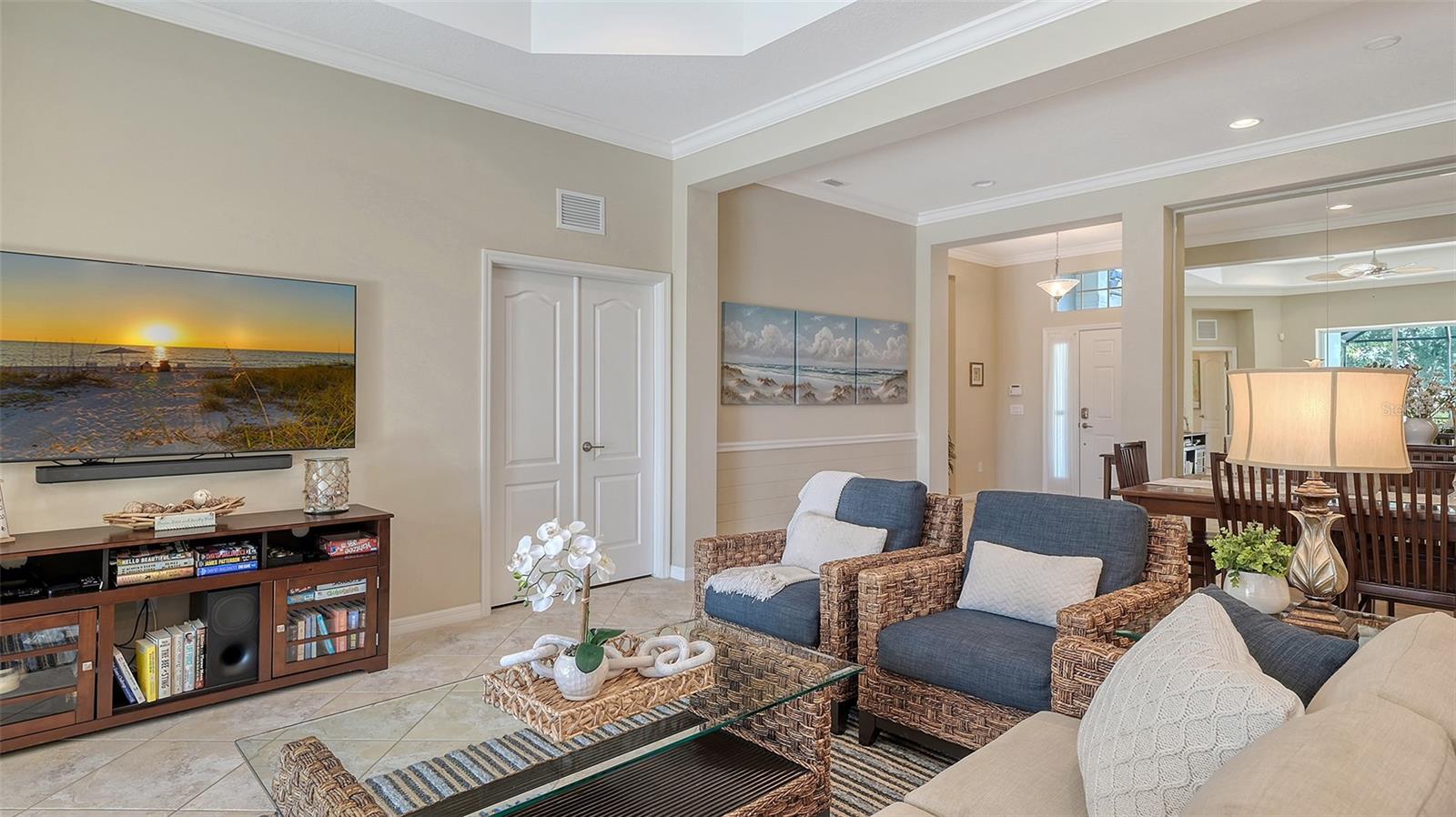Image 14 of 75 For 14350 Stirling Drive