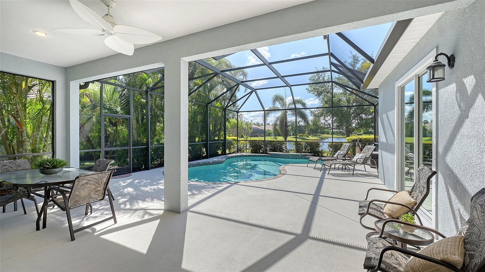 Image 18 of 75 For 14350 Stirling Drive