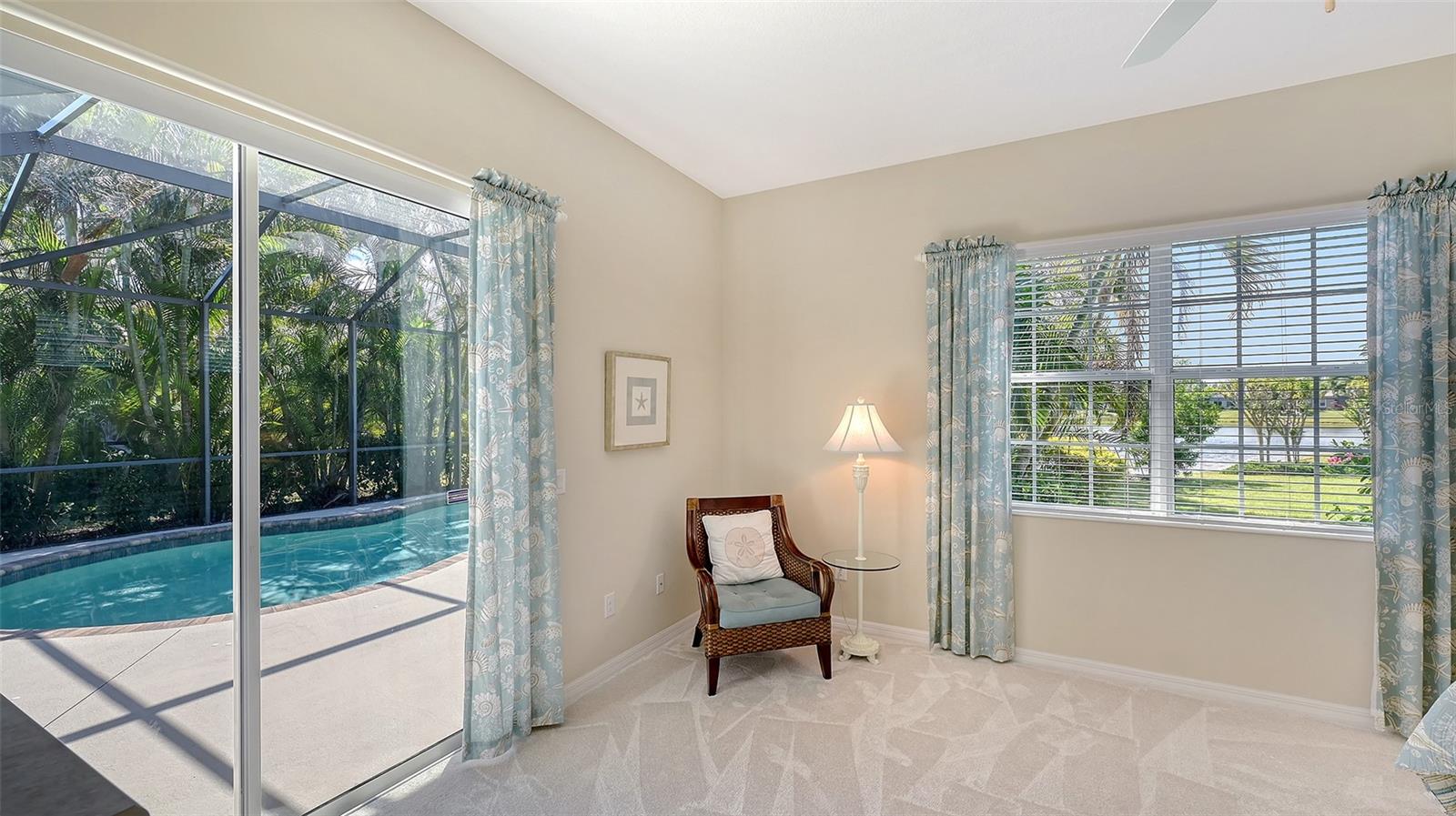 Image 36 of 75 For 14350 Stirling Drive