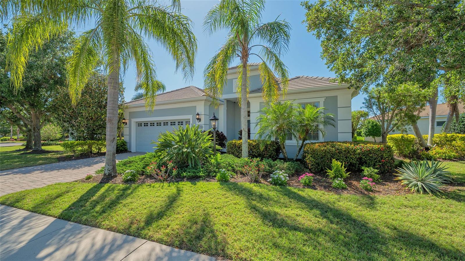 Image 6 of 75 For 14350 Stirling Drive