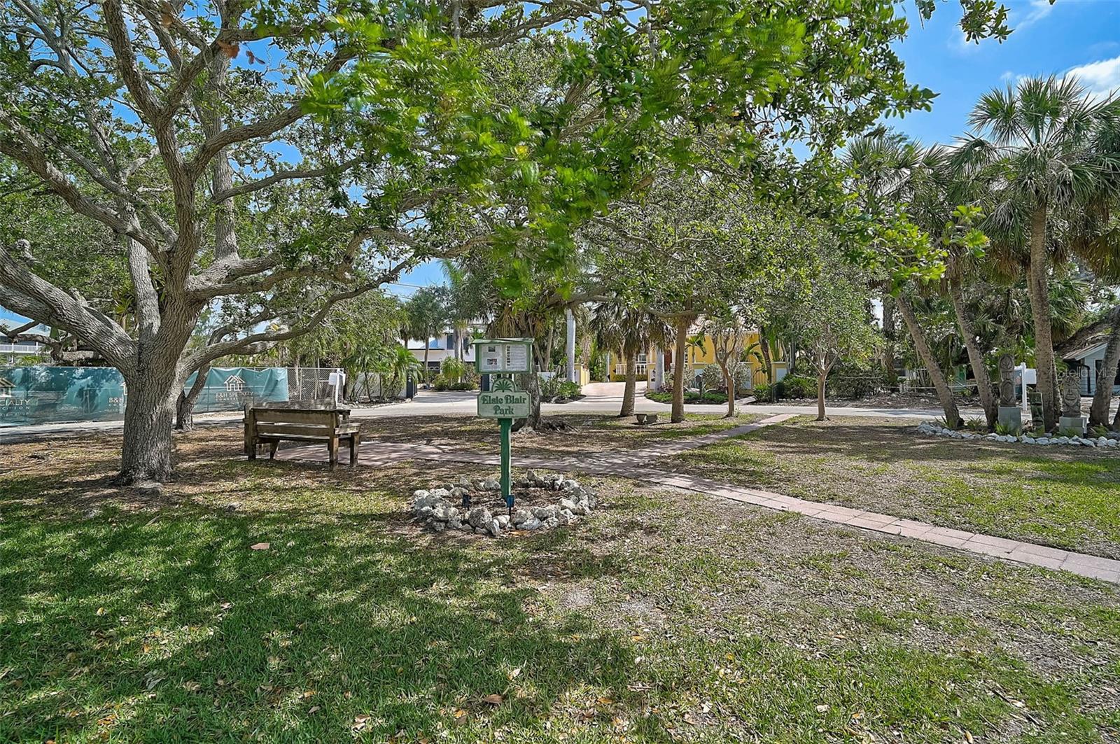Image 44 of 66 For 105 Island Circle