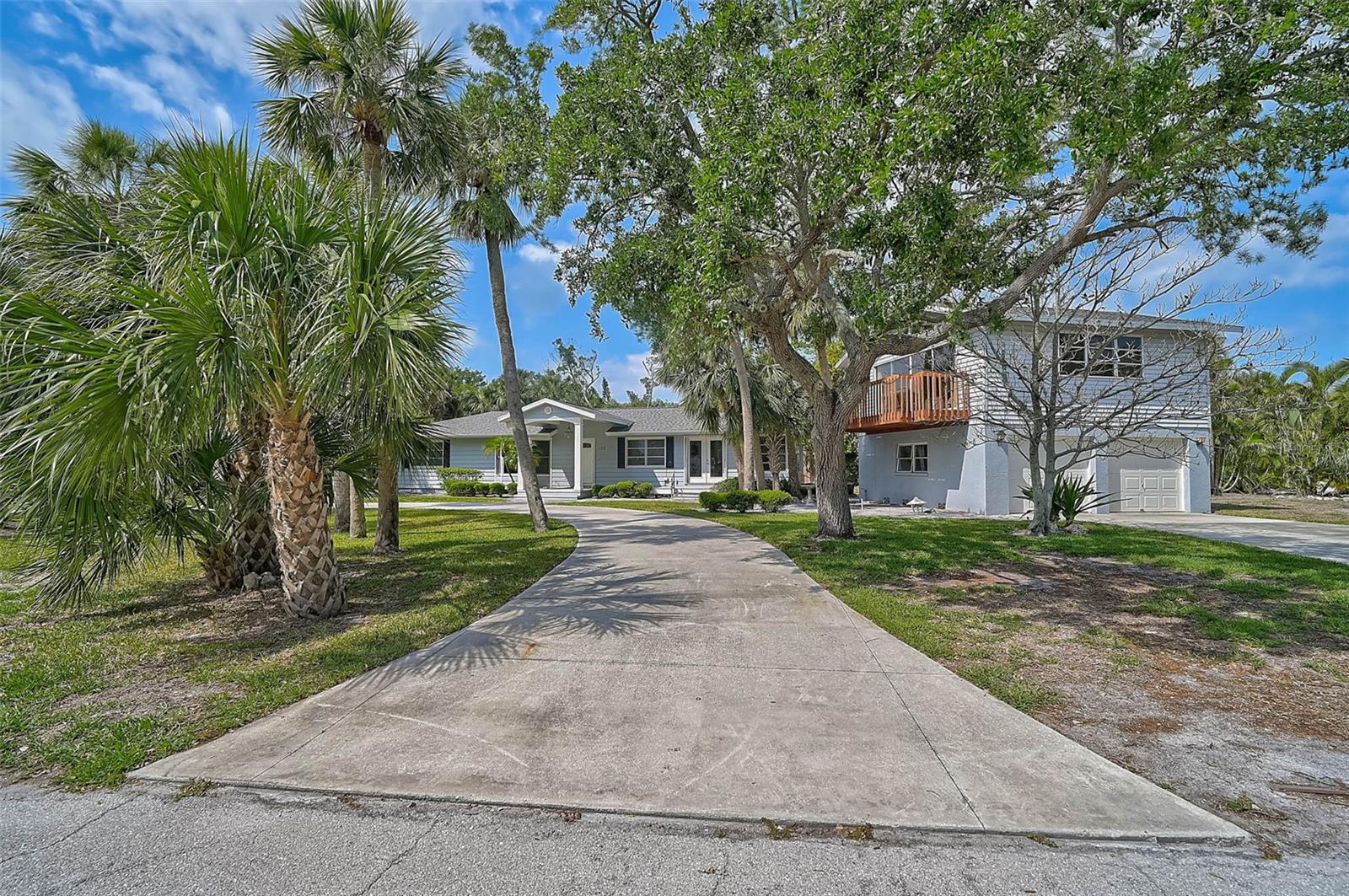 Image 7 of 66 For 105 Island Circle