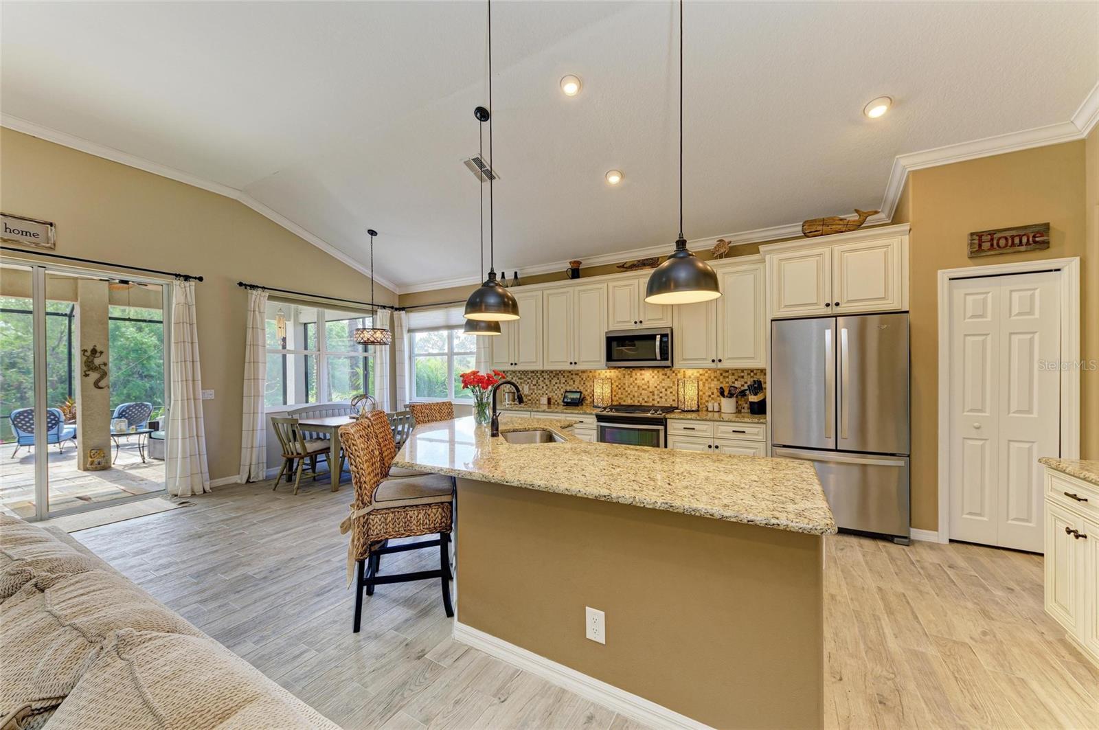 Image 26 of 87 For 643 Misty Pond Court