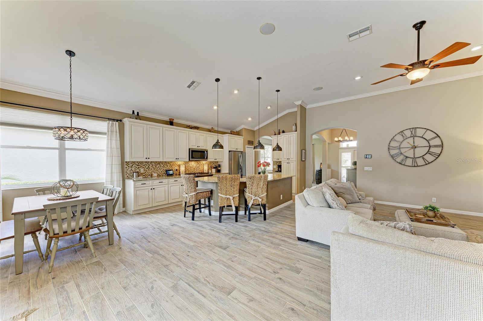 Image 37 of 87 For 643 Misty Pond Court
