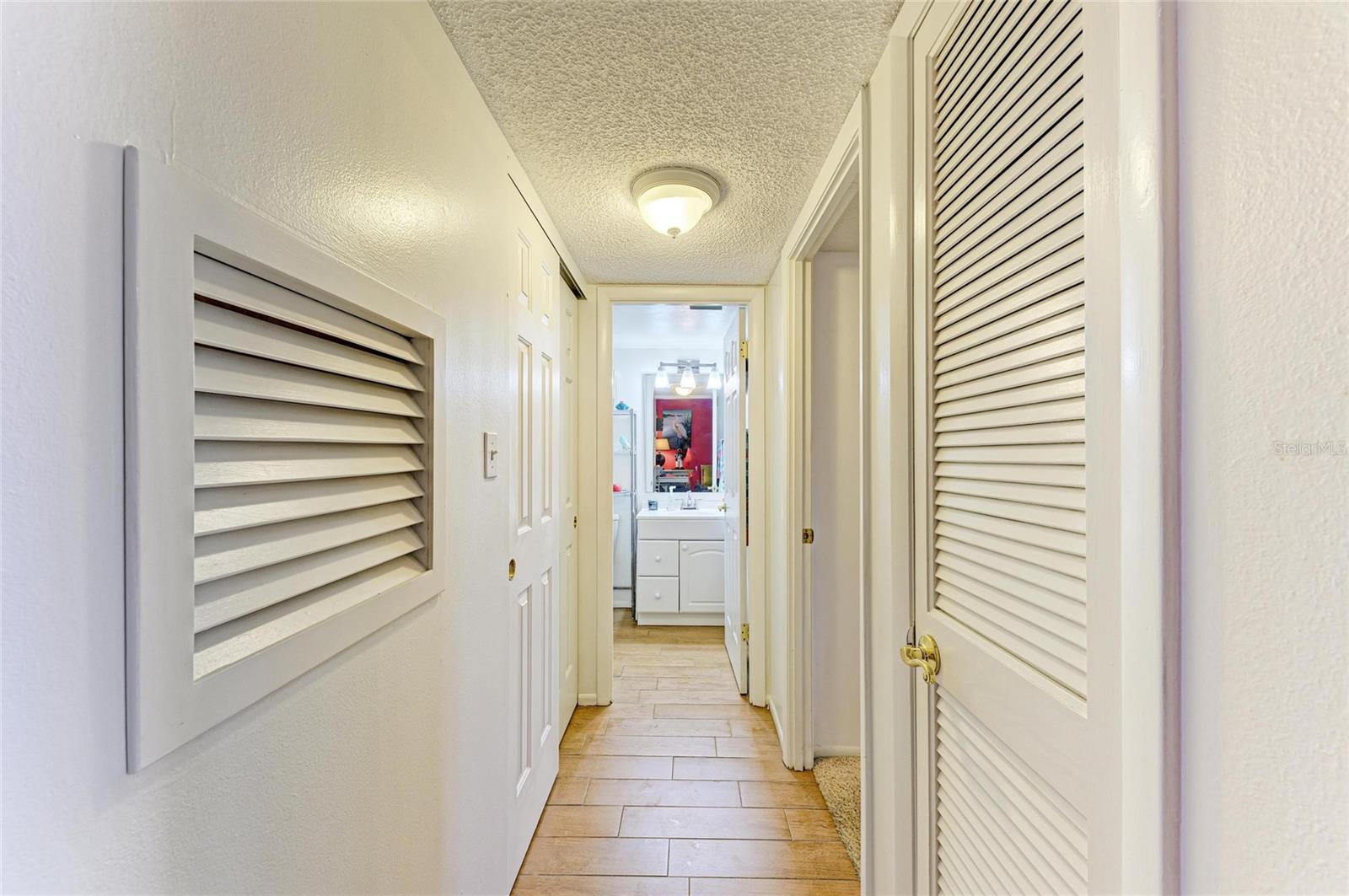 Image 20 of 42 For 3562 Lake Bayshore Drive K-202