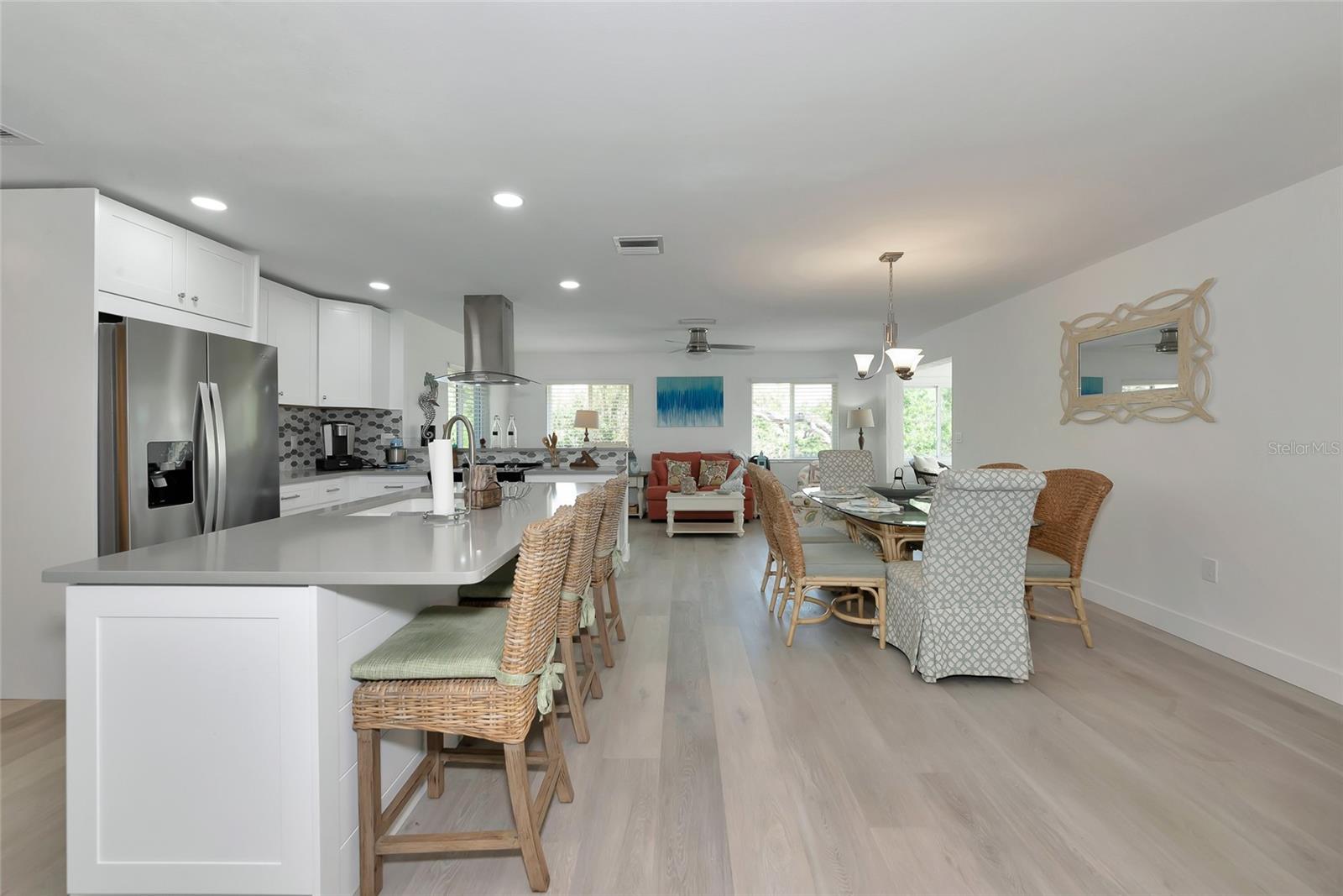 Image 11 of 76 For 8152 Seashell Street