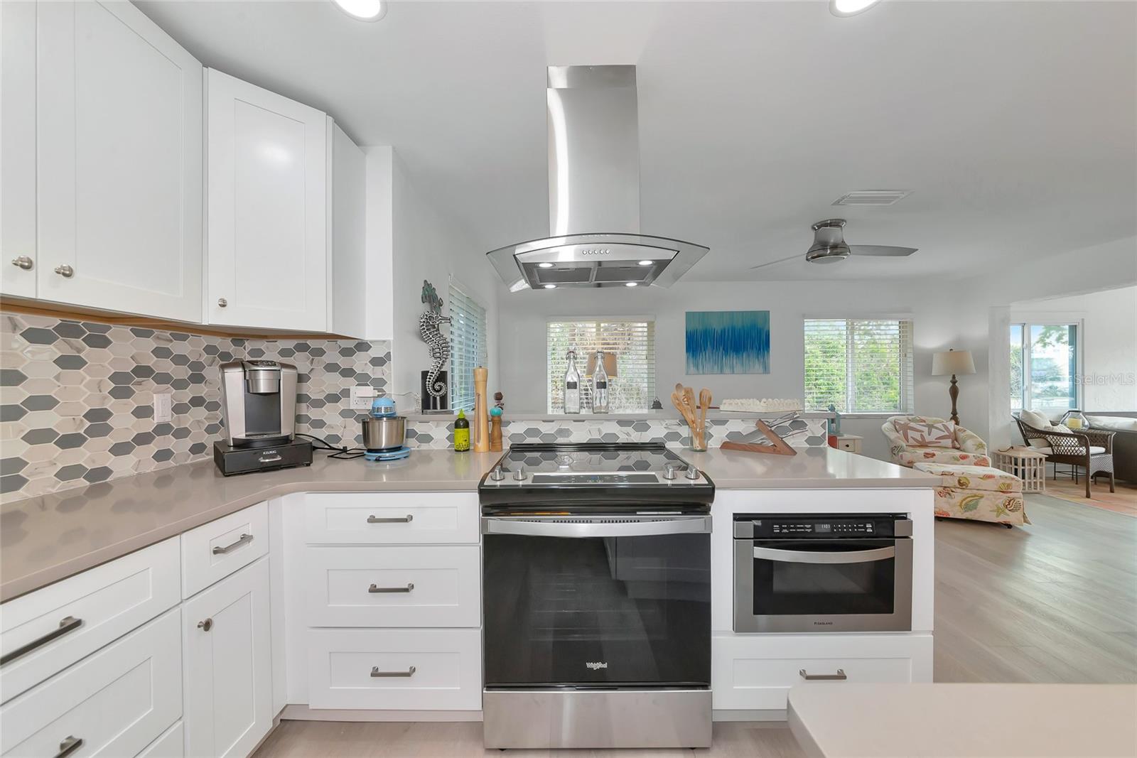 Image 12 of 76 For 8152 Seashell Street