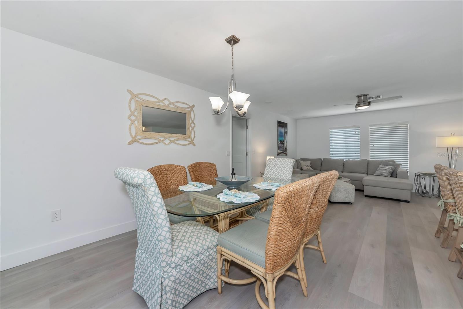 Image 15 of 76 For 8152 Seashell Street