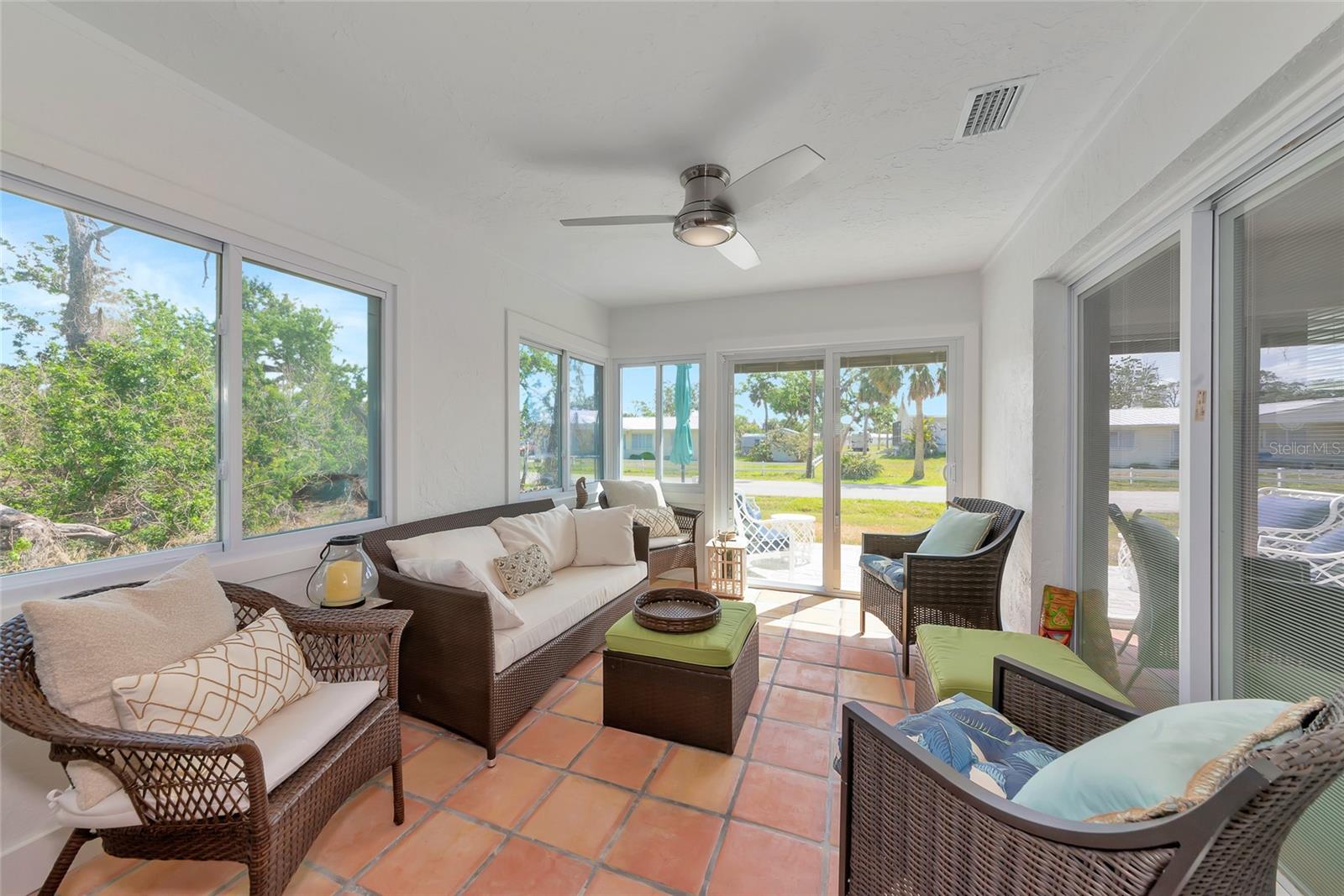 Image 35 of 76 For 8152 Seashell Street